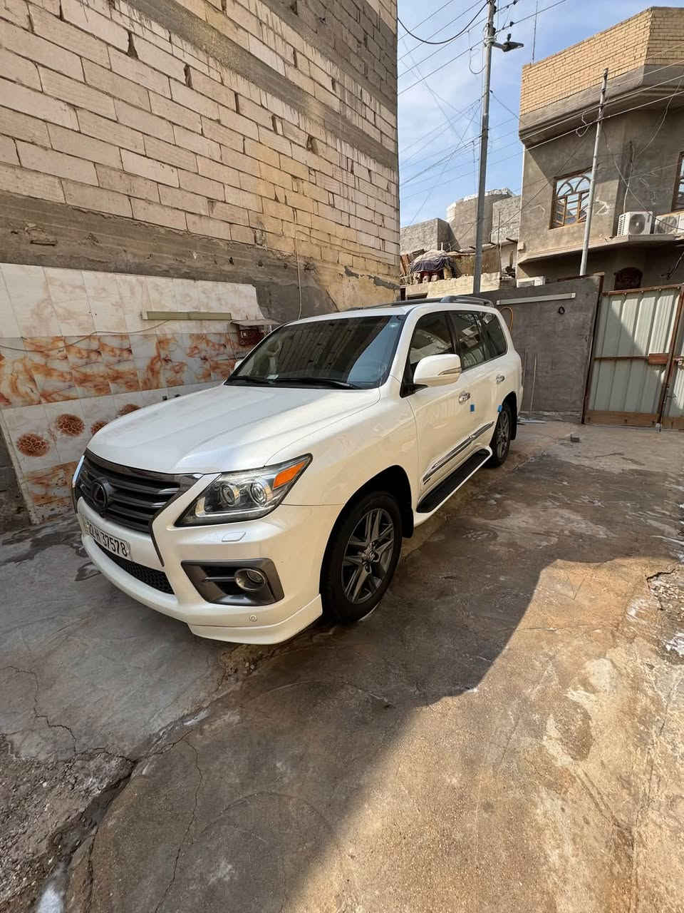 لكزس LX570 بريـم • ٢٠١٥ • ١٢٣ الف كم
