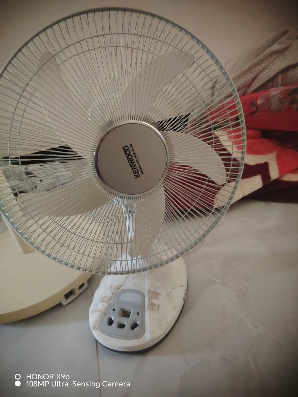 يالله 🤲 عرض خاص وكمية قليلة مراواااح شحن بسعر التراب 
1-مراوح عدد 5 بلكارتون ضمان شغالات بطاريات جديدة بسعر 35 الف فقط ☺
2- مراوح عدد 5 بلكارتون تحتاج بطاريات بسعر 25 الف فقط 😇
3- مراوح عدد 2 مستخدم بسعر 15 الف العنوان رفاعي طريق شركات النفط قرب بيت ابو مجاهد للاستفسار ***********
