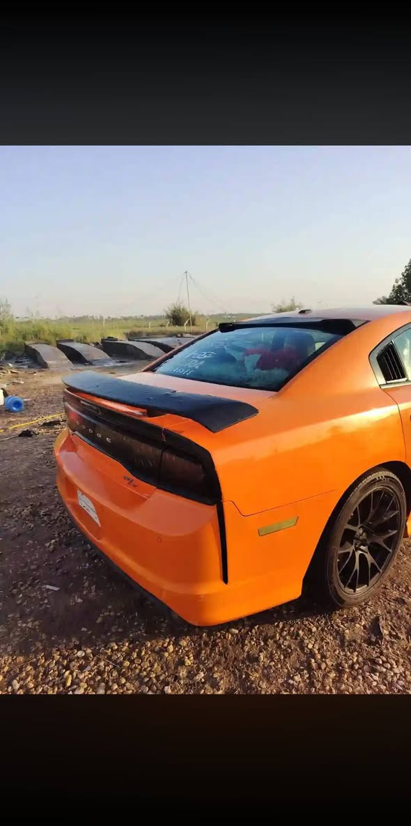 جارجر موديل ١٤ لونه مميز برتقاليه 🍊 بلادي مكينه ٥٧٠٠هيمي السياره ارتي فول من عده الفتحه السياره خصوصي بسمي  لستفسار اتصل *********** لستفسار اتصال رقمه بغداد بسمي كبل احولك مكانه نجف

