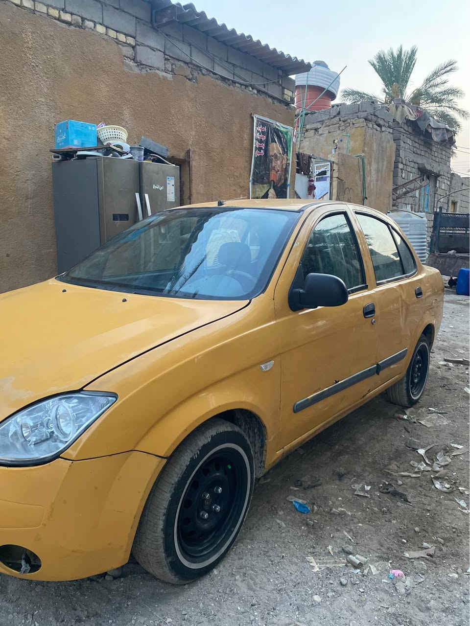 سلام عليكم سياره طيبه موديل 16  مكينه  كيه كير جدد تخم تاير خط ابيض  جديد حداديه جديده من طول لطول و لبدي شوف العين مابيه ضربه قويه راعيه رقمه مقلق 
ابيع هل موجود كوم حديد عنوان البصره كرمة علي هـ  *********** البصرة, العراق
