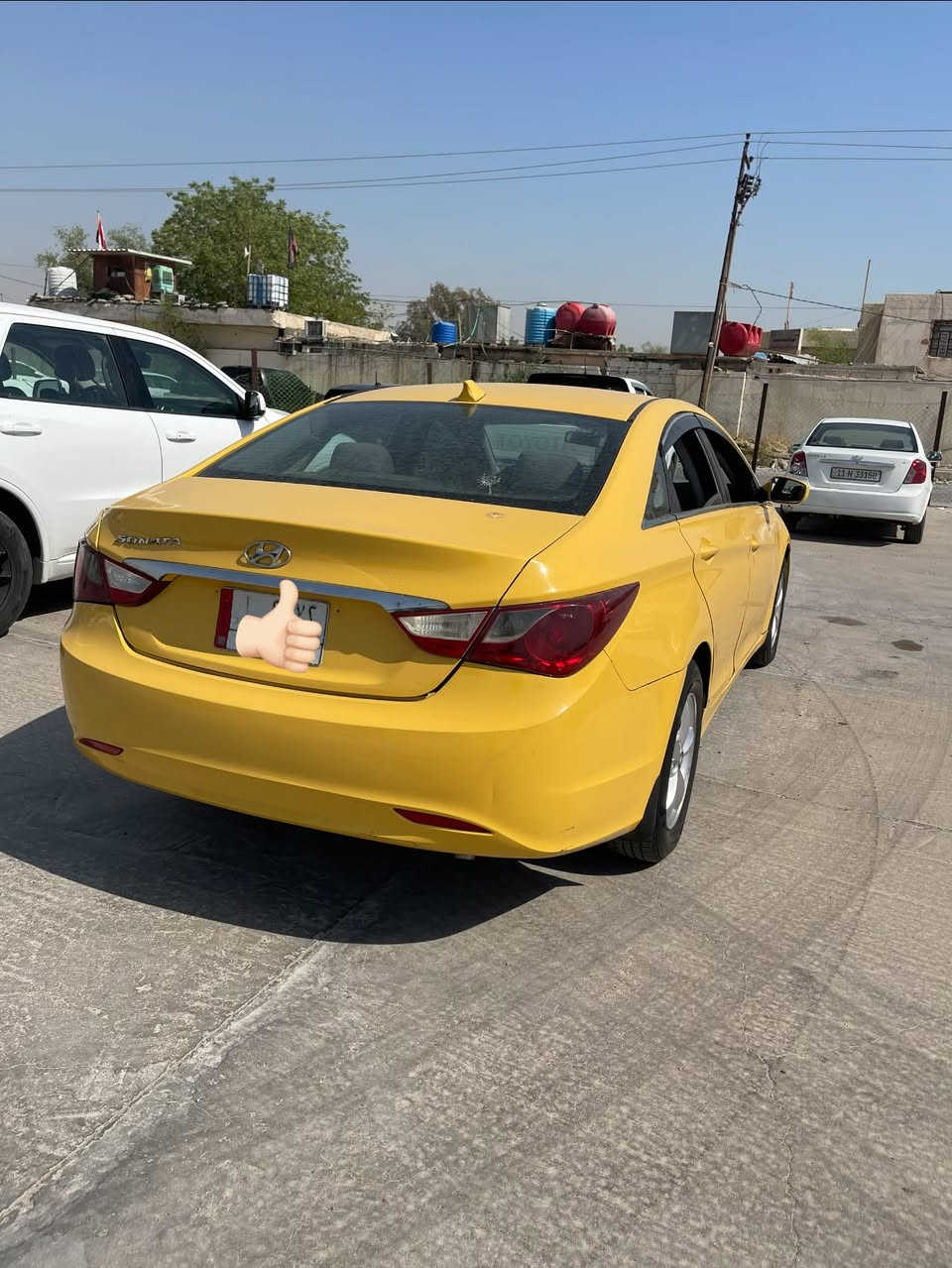 سلام عليكم 
سوناتا 2011 وارد امريكي حادث جاملغ وبنيد مبدلات بدون دواخل الباقي ليبل واحد سياره كامله كير مكينه2400  صدر امامي خلفي جديد تبريد منضومه جديده تبريد ثلج سنويه وارقام جدد رقم نكليزي ديالى. السعر 85 وبيها مجال  رقم بي وتساب ***********
