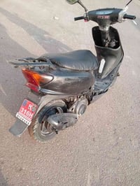 عصفوريه ٦٠ • بنزين • كلجات رياضيه