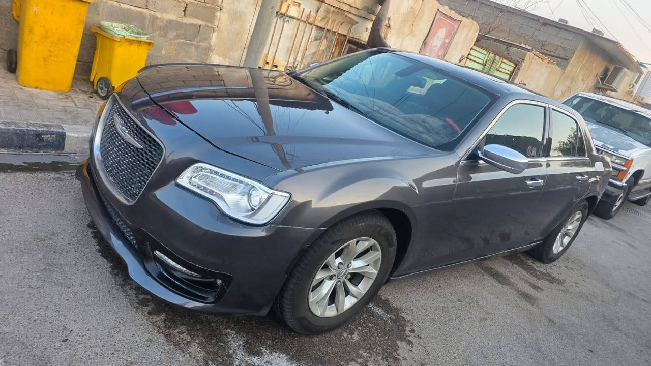 السلام عليكم للبيع كلايسلر اوباما C موديل 16 مسجل 17 C فول مواصفات بجم عريض غرفه S فتحه كشنات جلد كهرباء تدفئه تبريد تشغيل عن بعد مكينه 6سلندر مكينه وكير كفاله حداده وتبريد وتخم تاير ويل بلاد حادث جاملغ مبدل وجاملغ بي بارد بسيط رقم بغداد انكليزي تحويل ثاني يوم السعر 148 المكان البصرة للستفسار *********** البصرة, العراق
