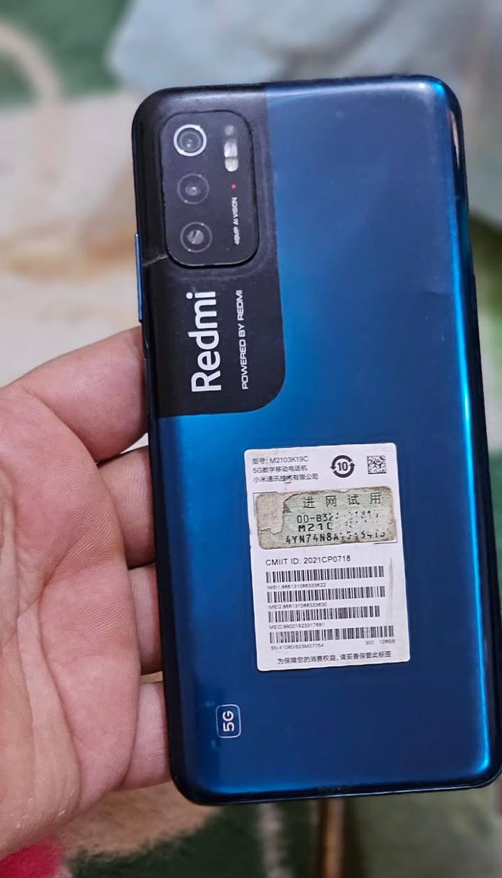 شاومي نوت 11s ذاكرته ١٢٨ مبدل شاشة وبيه فطر بالشاشة وما مأثر نهائيا كله شغال استعماله طبيعي وجهاز غني عن التعريف مستعجله ع البيع سعره ٦٥
