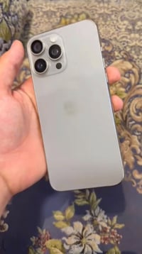 آيفون ١٥ برو ماكس • ٢٥٦ • بطارية ٨٦٪