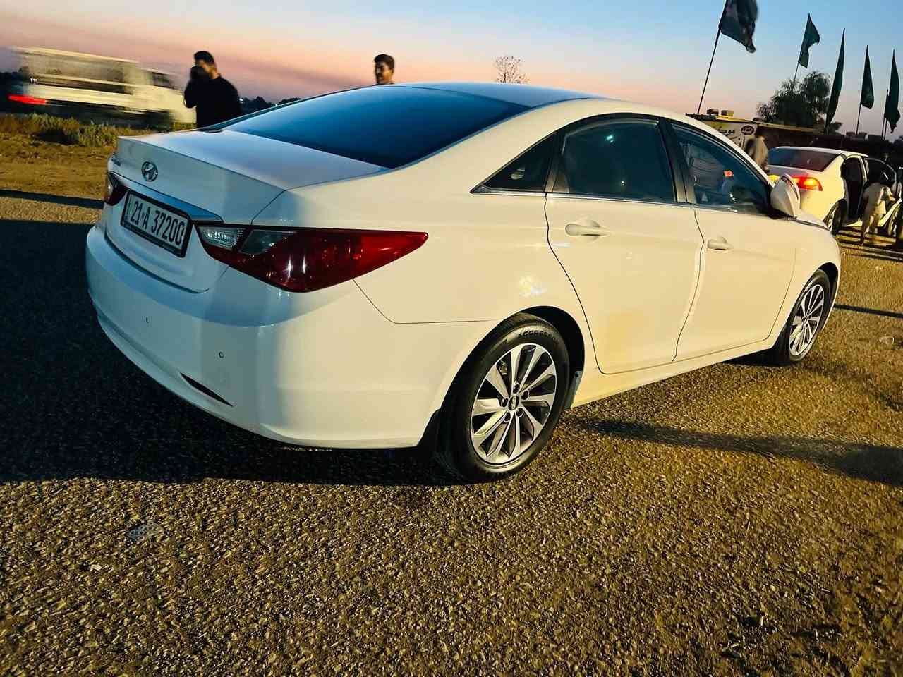 سوناتا 2014سليمانيه خليجي فقط صبغ باب الامامي والباقي مكفول تريد تحويل تريد وكاله
مواصفات
كشن كهربائي
مكينه 2400
شفتات ستيرن
لايت زنون
حساسات خلفي
مري شفط
ويل كروم بلاد عدد 5
مكان السياره حله الطليعه
***********
***********
