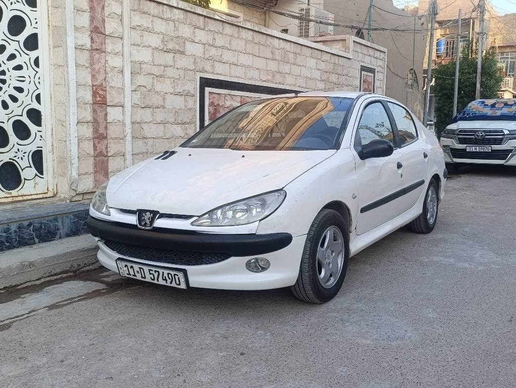 للبيع فقط السعر 29 ورقه مجالها جدا بسيط  
بدون مراوس ولاقسط للاتصال *********** وو
بيجو فرنسي موديل 2009 رقم بغداد 
كير عادي محرك وكير نظاف 
التبريد والتدفئه شغالات 
تخم تاير جديد .صدر نظيف 
بدون ضربه بيها طخات ومصبوغات بيها شخوط وطعجات صغار
بيها ترتيب كهربائيات يعني بكلايت ميشتغل دكمة تبريد مسويها دكمه عاديه
المكان بغداد الزعفرانيه بغداد, العراق
