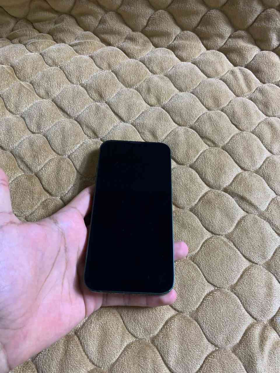 ايفون 13 • ١٢٨ جيجا • بطارية ٩٤٪