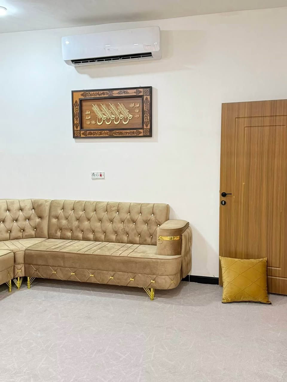 دار ايجار 150 متر طابقين حي الجامعه مكان راقي موثث وجاهز للاستفسار واتساب فقط
*********** النجف, العراق
