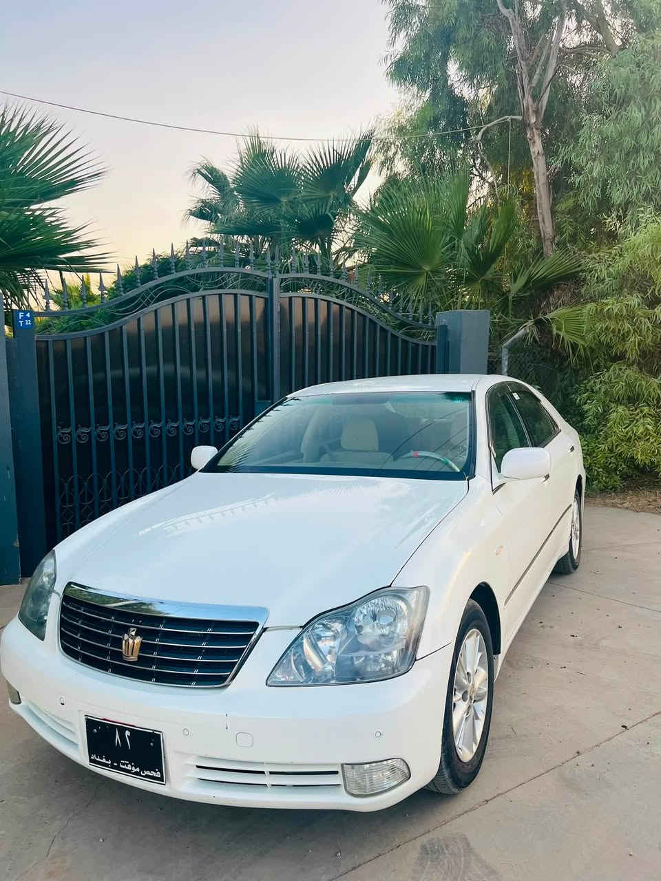 شاهانە بڕاوە 2006
بەسمە رەساسی 106kmڕۆشتوە
 ناو زەرد 2 دوگمە 182گێڕو مەکینە گەورە
شاشە کامێرا لایت ناوچەی کوێر
پێشو دوا حاسە 
 داشبولو فۆرمیگای جوانە 
بێ دەعم لیدرای بئ چالو شوخت 
تەقەو رەقەی تیا نیە تندوتۆڵە 
 شوێن سەیدسادق  سعری 50مەجال برایانە ئەگەر موشتەری نیت تکایە سەری خۆمو خۆتیش مەئیشینە لەگەل رێزم ئەم ژمارە واتس ئەپ ڤایبەر لەسەرە 
***********
