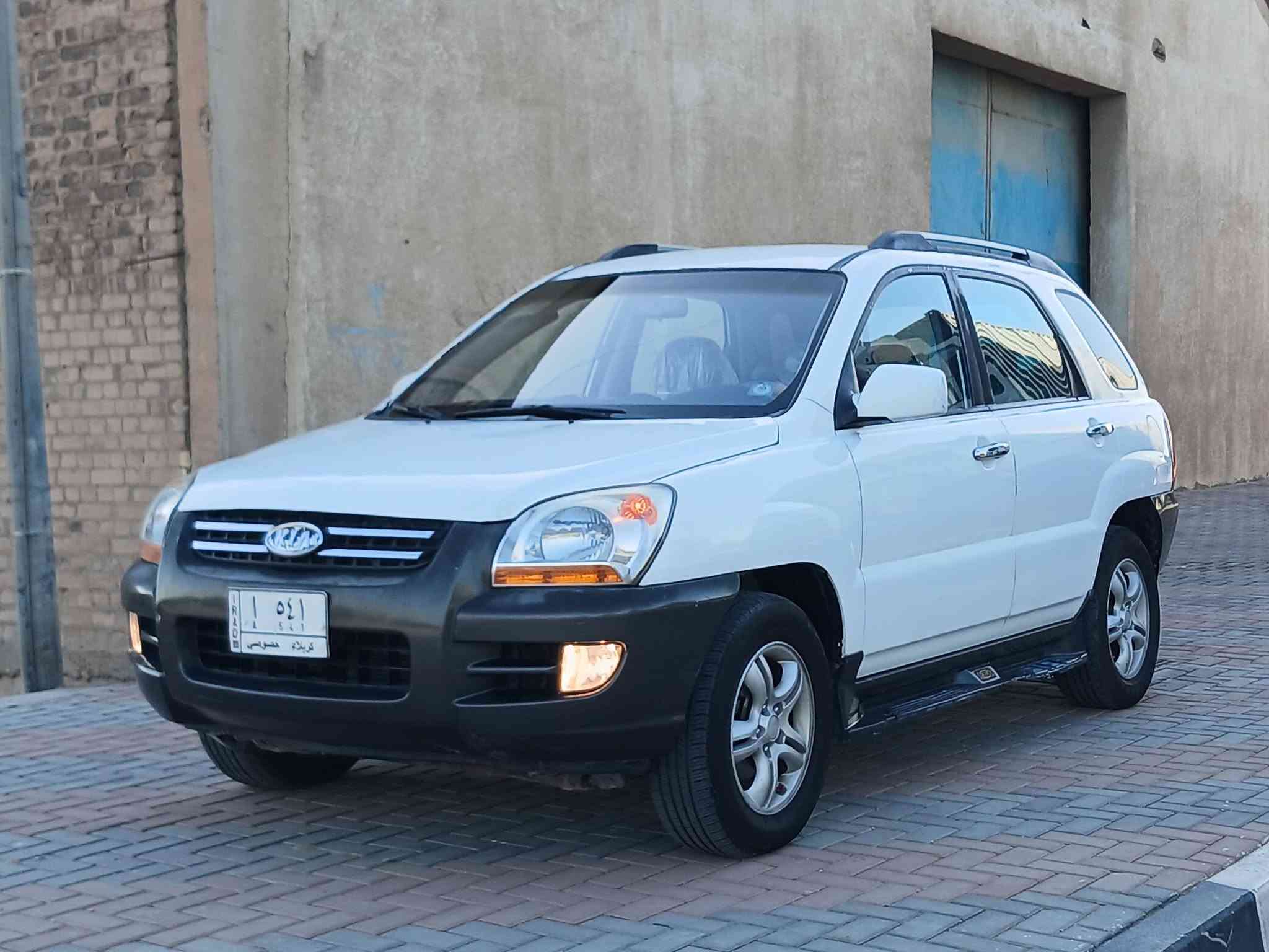 سلام عليكم سياره نوع كيه سبورتج مديل 2008 السياره جاهزه من كلشي كير مكينه حدديه تخم تاير كله مكفول بيه مكانات كلير مكفوله من الضربه السعر 73 وبيه مجال العلوان كربلاء رقم الهاتف *********** بيع فقط تحويل مباشر
