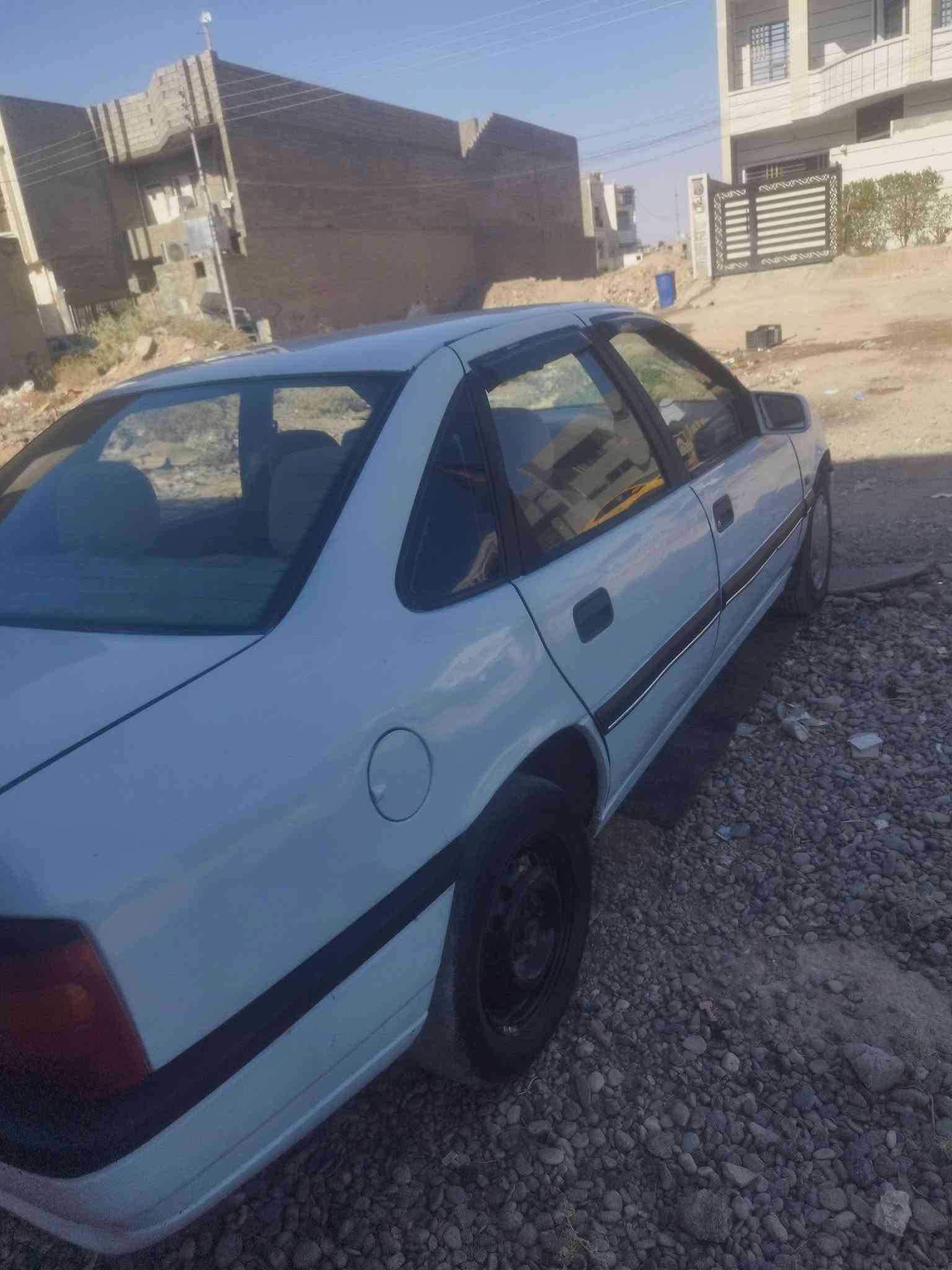 اوبل فكتره حجم 16 كير محرك شرط سياره بدون صبق بس لهلالات مصبوقات
دخلها حلو صاج سنويه 2031 الهزه بعدها ما منتهيه شرط تحويل 
مكان تكريت حي الديوم  السعر 37 وبيها مجال ***********
//***********
