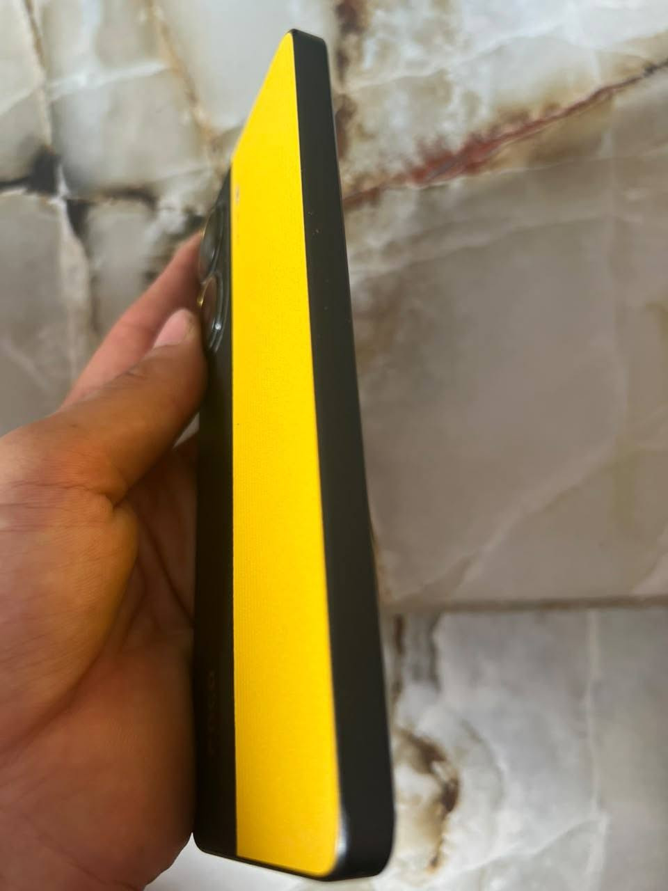 Poco X7 pro 

عملاق البوكو🔥🔥120 فريم🎮

مستعمل 🔥🔥السعر400 الف فقط 

🔹ذاكره512G

🔹شاشة أموليد6.7 بوصه ١٢٠ هيرتز

🔹معالج Dimensity 8400 Ultra
🔹كاميرا اساسيه 50MP Sony 

🔹بطارية 6000 ملي أمبير وشاحن 90W
🔹دعم معيار IP68

🔹اندرويد 15 بواجهة HyperOS 2.
👈👈بسعر 400 الف 🔥🔥

*********** واتساب

