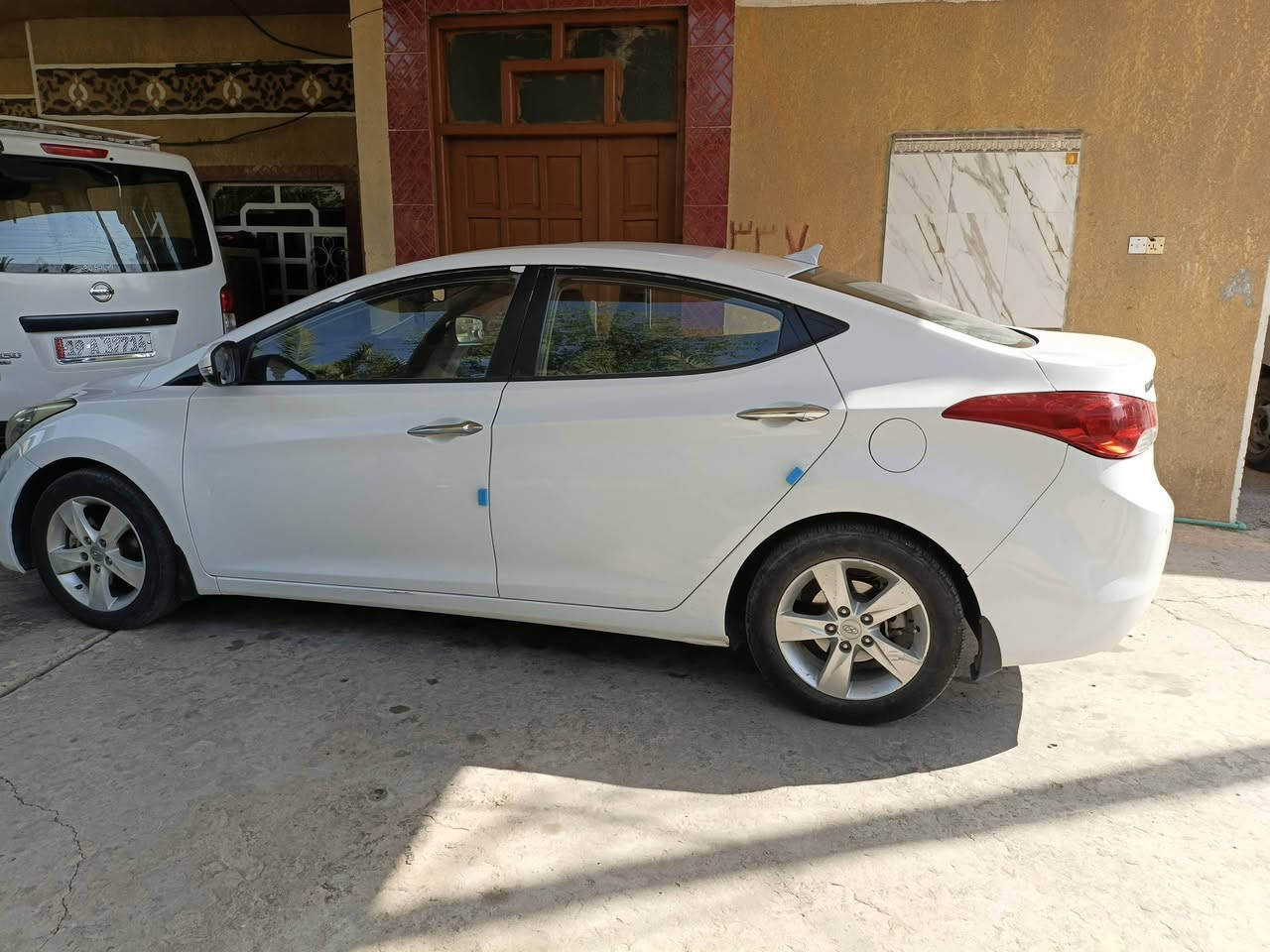 السلام عليكم النترا خليجي 2014فول مواصفات ماعدا البصمه كيرومحرك وتبريد خير  من الله رقم بغداد تحويل ثاني يوم سيارة جاهزه السعر 118وبيها مجال ***********
