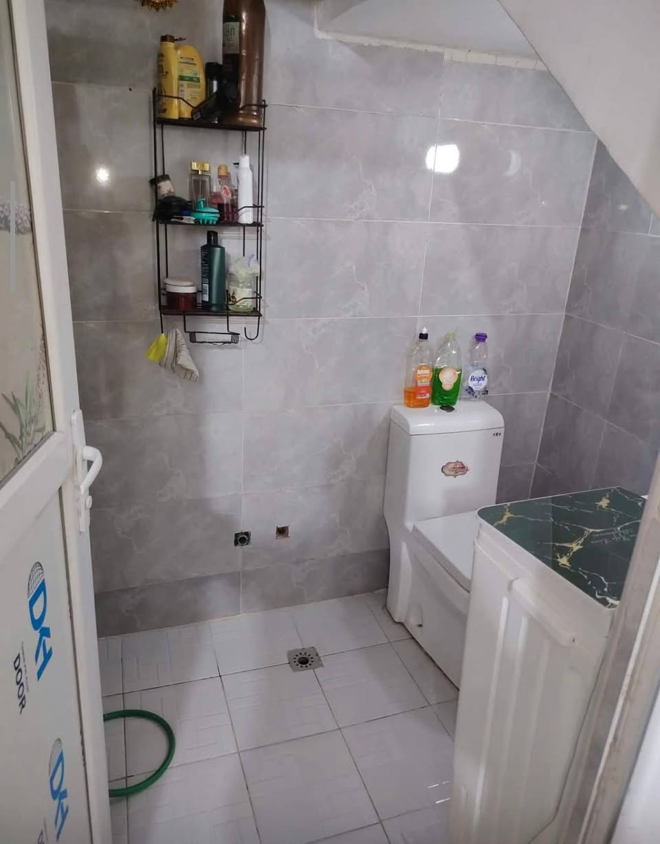*********** واتس
بيت للبيع سعر مناسب مع اثاث الغرفه فقط سبلت ياخدوو ب 27 بيع مستعجل مع مجال بسيط بشارع شفلات بلمطار الجديد وقريب شارع وكله صب كونكريت وسعر مناسب 18 مع مجال بسيط ويرهم اقصاد ////// بيت للبيع المطار الجديد شارع شفلات

۱۰۰ متر البيت غرفه وصاله ومطبخ وصحيات البيت معايز اقرب نقطه داله جامع الرسول الاعظم مقابيله البناء طابوك والسقف والاساس صب كونكريت سعر 18 يرهم اقساط

