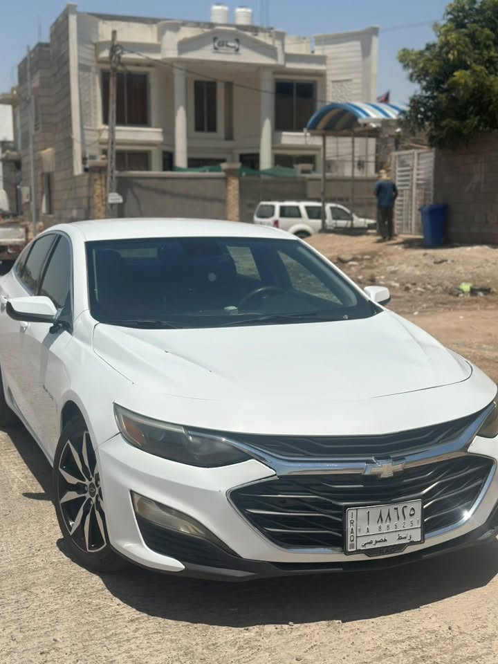 ماليبو
الموديل ..2020 
الظرر : جاملغ وبنيد  
رقم السياره /واسط 
المواصفات :بصمة ابواب وجنطة 
كشنات ..جلد احمر عمل 
سنويه ..ثاني يوم احولك 
كشنات ..هيتر 
تبريد ..فول 
شاشة ..جبيرة مع كامرة دوارة 
لايت ..زنون عالي
دسكات امامي خلفي جدد 
 معوقين.. باقيلهه 7اشهر وتصير حره 
السعر : 115وبيه مجال بسيط 
العنوان واسط الكوت مركز مدينه 
الرقم :***********
