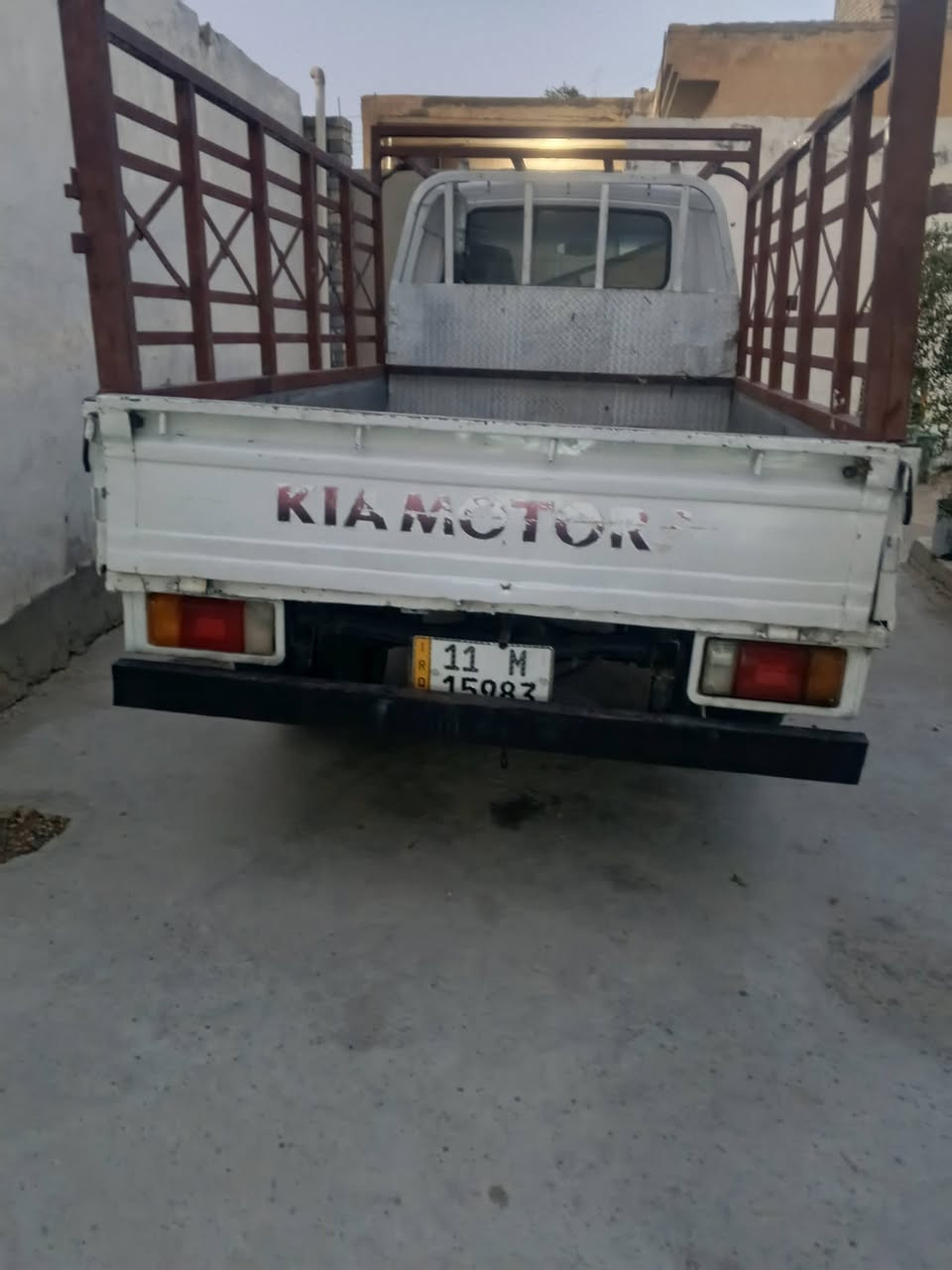 سلام عليكم كيه بنكو موديل94رقم بغداد تحويل مباشر مكفوله من مكينه وكير وكسن وشاصي ورقم شاصي حداديه كهربائيات السياره تخم تاير جديد السعر53وبيه مجال العنوان بغداد  المعامل 
***********
