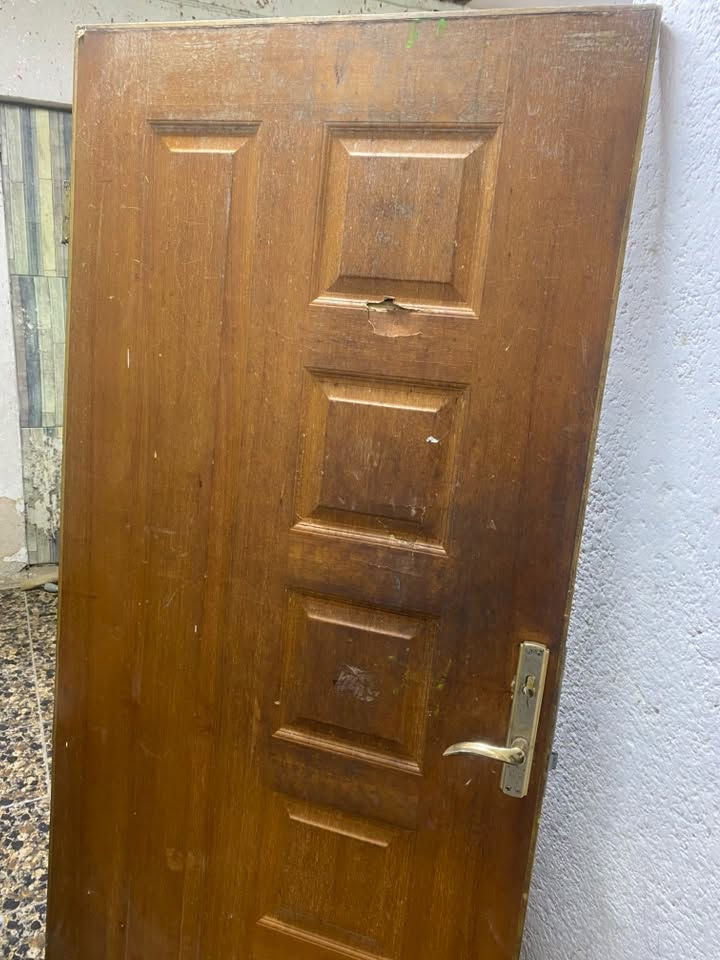 عامرية بغداد • باب • ارتفاع ١٩٨سم
