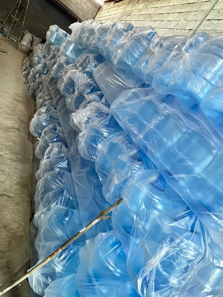 السلام عليكم
متوفر دبة ١٠ لتر كميات وايضاً حسب الطلب جملة مفرد 
📍الموقع النجف الاشرف
للاستفسار خاص او واتساب ***********

