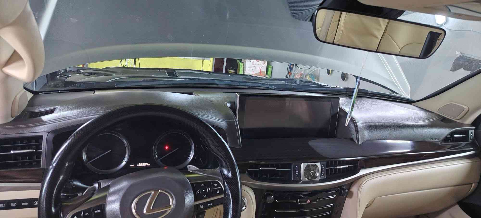لكزس LX 570 • ٢٠١٦ • رقم بغداد