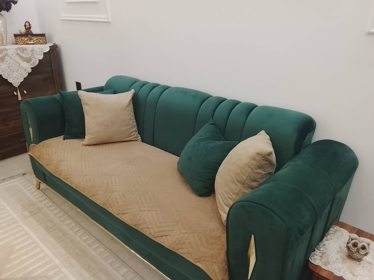 السلام عليكم تخم 7مقاعد للبيع  جديد جدآ صارله 8اشهر من اخذته 450 بي مجال  مكانه دوره *********** واتساب فقط
