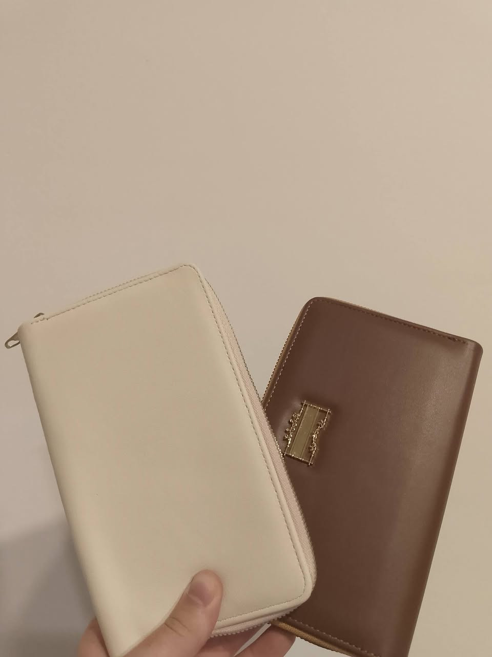 جزداني • ٢ قطعة • واتساب