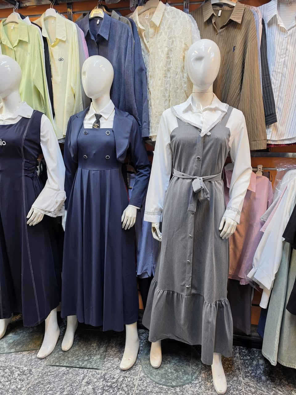 سلام عليكم لعابات فضائي عدد5 مستعمل نضيف وكفة عدلة وقاعدة جام واحدة فضي رايد الواحدة 85 الف عنواني بغداد العبيدي للتواصل والاستفسار واتساب ***********
