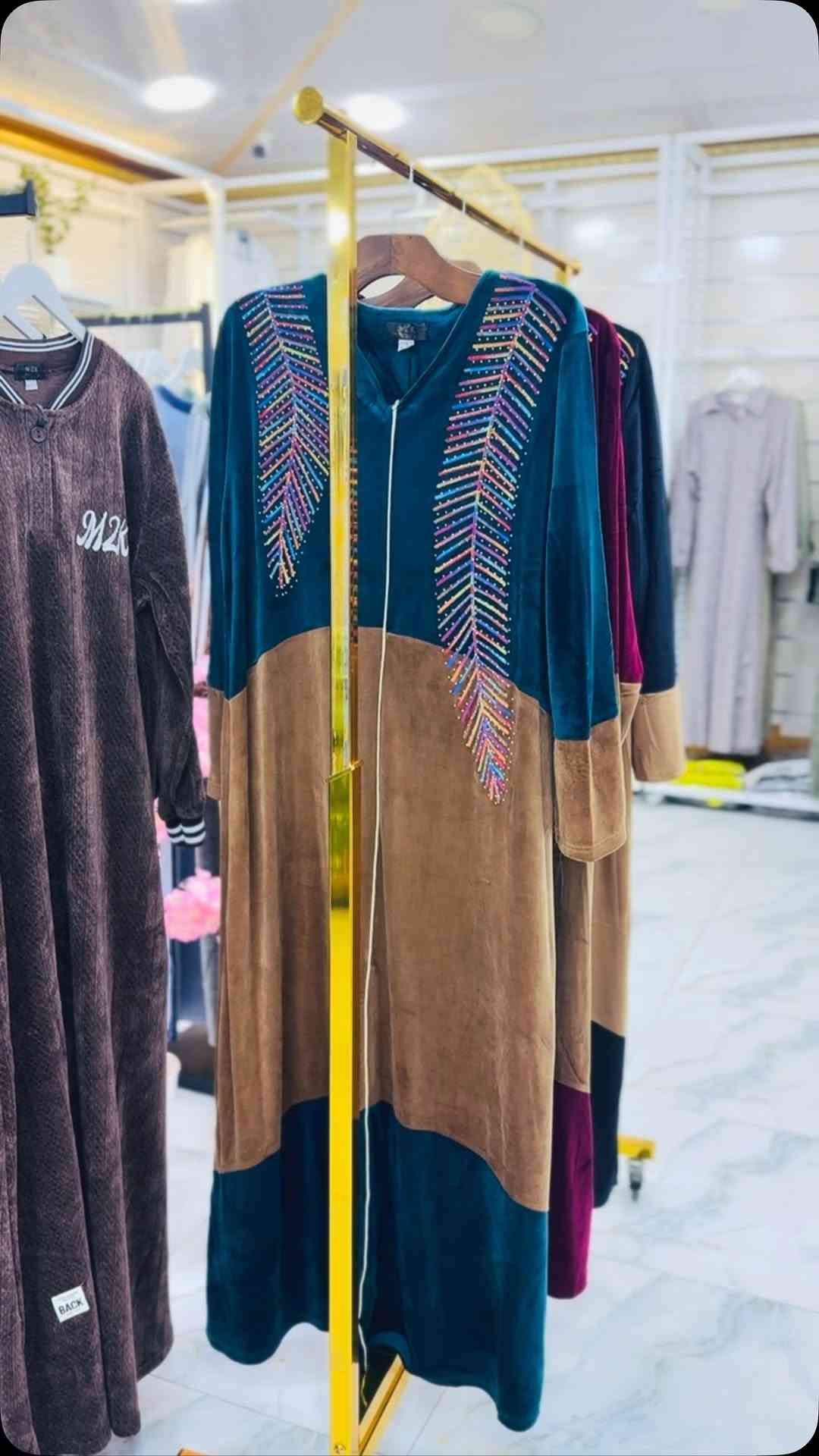 ملابس • مقاسات L-XXXL • توصيل كافة المحافظات