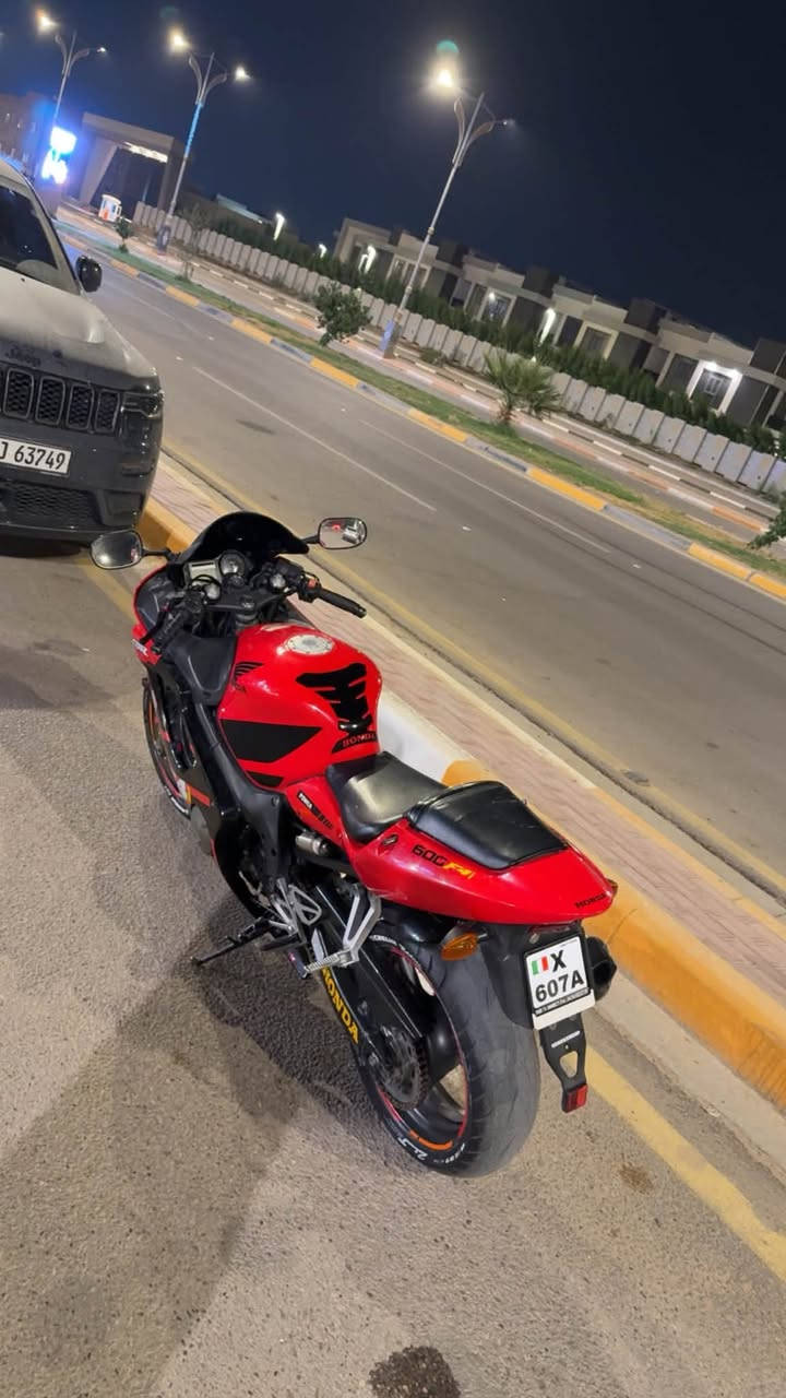 افوراي • ٢٠٠٤ • بدون رقم
