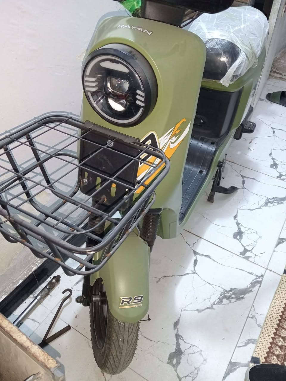 ريان RG • بدون بطاريات • اخضر زيتوني
