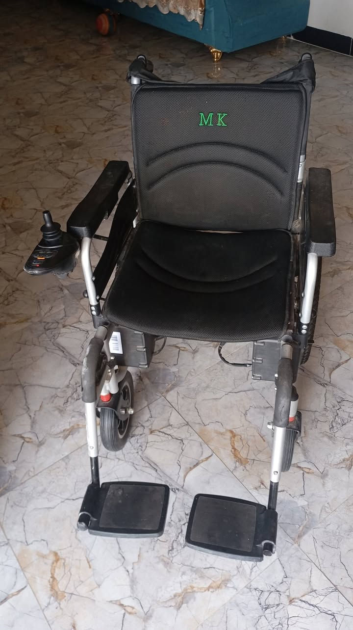 عربانة شحن • دبل بطارية • مستعملة شهر