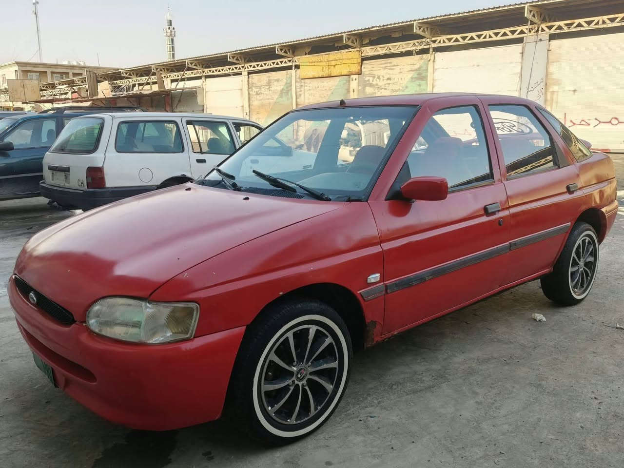 فورد اسكورت 91 رقم اخضر تحويل الشرعي بالموصل طخم جديد ابريك جديد عاينه وكليج جديد كير شرط المحرك بي صرف عنوان الموصل الأيسر السعر 12@ ***********
