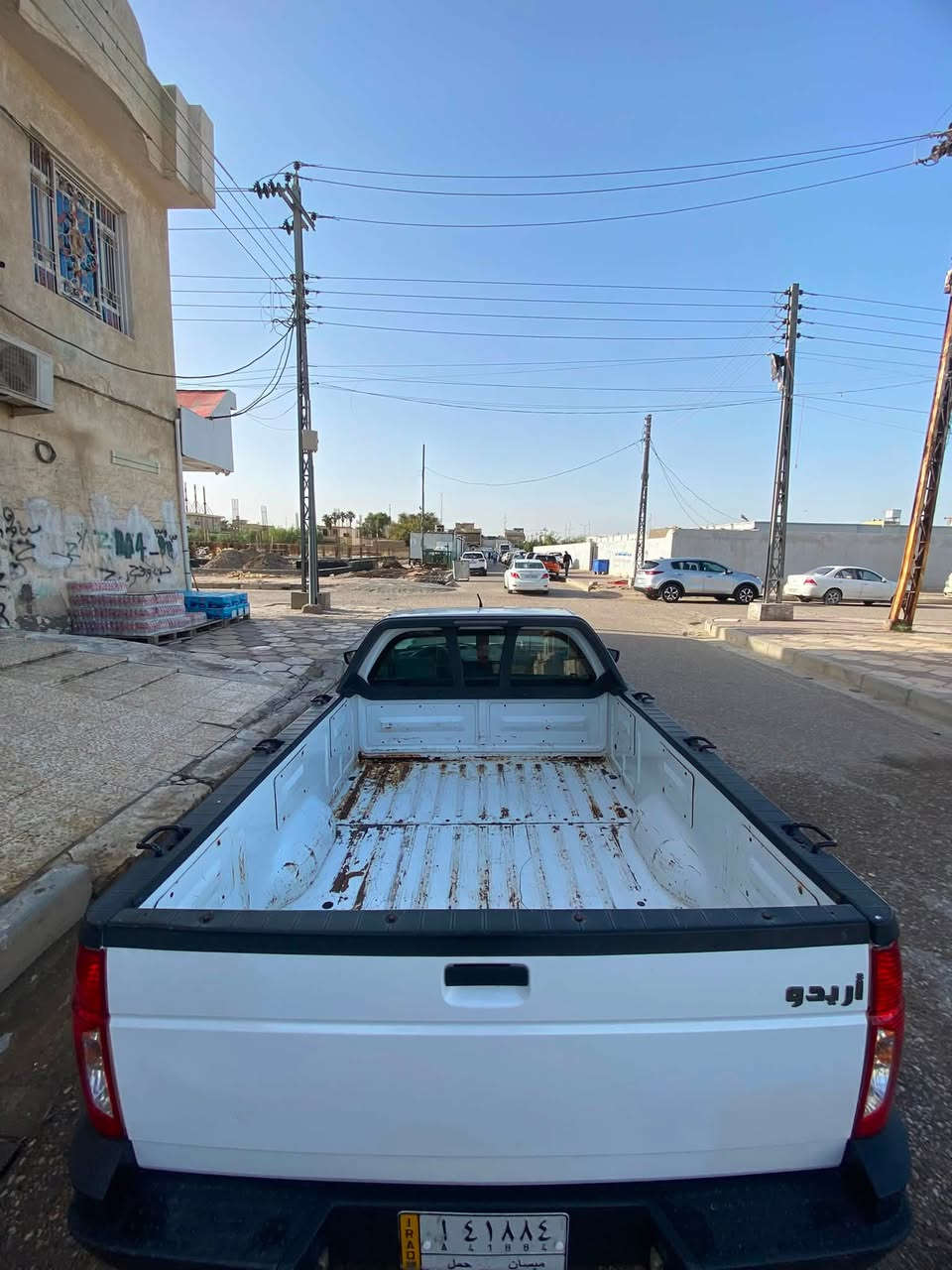بيكم اريدو ٢٠١٧سيارة بل جيس مال بيت مكفولة كفالة عامة مابيهة اي نقص مكان سيارة ميسان رقم ***********
