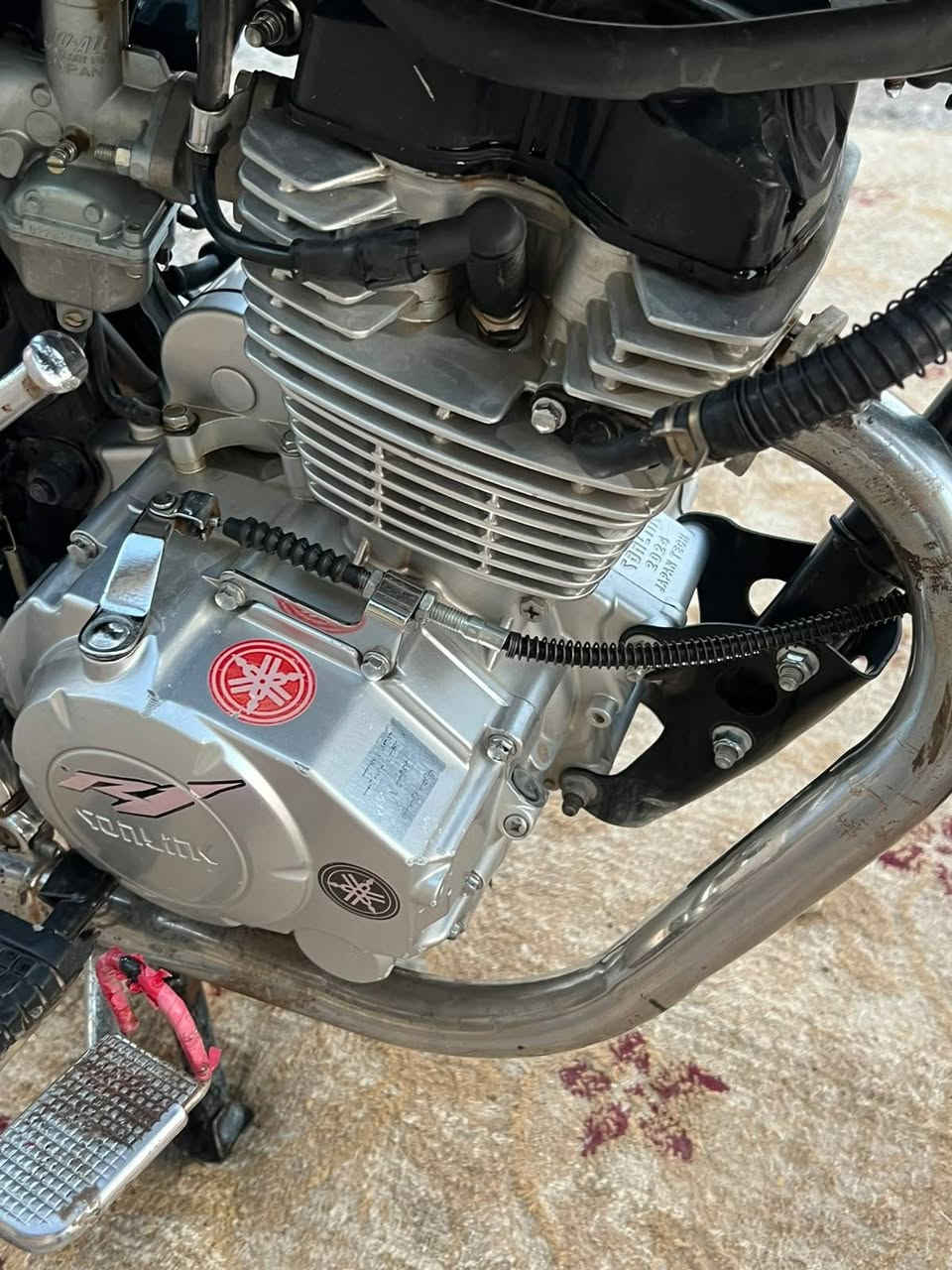 السلام عليكم
للبيع سؤونك 2024 
محرك 150 C شرط ما مفتوح 
منفيس ماكو 
كهربائيات كلها شغالها 
السعر 600 وبيه مجال 
الاتصال ( *********** )
