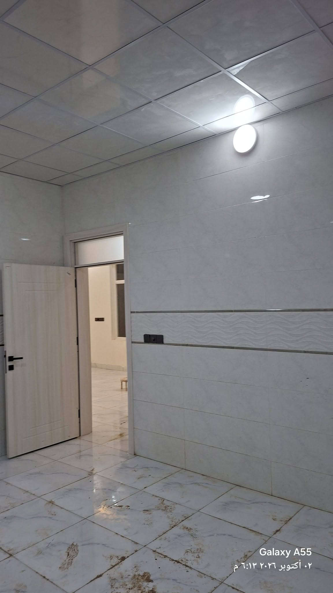 دار 200 متر طابقين 4غرف نوم إستقبال مطبخ حار وبارد صالتين 2 تانكي ماء كبار
تكريت الديوم المربع الثاثي بضهر شارع 60
 البيت صدر طير
قريب من المدارس قريب من الأسواق
قريب جدا من مركز مدينة تكريت
سقوف ثانوية المطبخ والصحيات والكليدور
سحب  الاستقبال والصالة
للجادين بالشراء الاتصال على او خاص
***********
***********

نص مكتوب في الصور:
- Galaxy A55
- ٠٢ أكتوبر ٢٠٢٦ ٦:١٢ م
- Galaxy A55 ٠٢ أكتوبر ٢٠٢٦ ٦:١٢ م
- Galaxy A55 ٠٢ أكتوبر ٢٠٢٦ ٦:١١ م
- Galaxy A55 ٠٢ أكتوبر ٢٠٢٦ ٦:١٣ م
- ٠٢ أكتوبر ٢٠٢٦ ٦:١٣ م
- ٠٢ أكتوبر ٢٠٢٦ ٦:١٤ م
