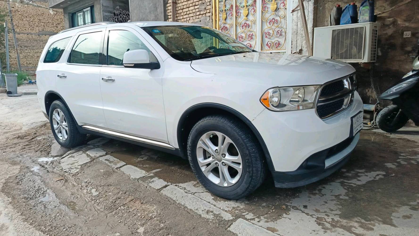 دوج دورانکو 13 فئة كرو

وارد مكفوله حجم المحرك 3.6 رقم بغداد
بأسمي تحويل ثاني يوم 

مكانها محافظه ذي قار
ناصرية مركز 
مواصفات 
* بصمة ابواب

* بصمه تشغيل

* تشغيل عن بعد

* تحكم ستيرن

* مثبت سرعه

* اشاره بالمرايات

* مراية قلاب مع الرجوع

* شاشة اعطال ومعلومات

* مسجل شاشه بلوتوث

* مقاعد جلد

* كرسي الراكب والسائق كهرباء

* تدفئه 4 كشنات

* تحكم بتكيات الصف الثالث

* تبريد 4 قطع

* جنطه كهرباء

* لايت زينون

** محرك ،كير ،حداده ،كله مكفول 

- [] السياره جاهزه من جميع النواحي
تفاصيل اكثر ***********