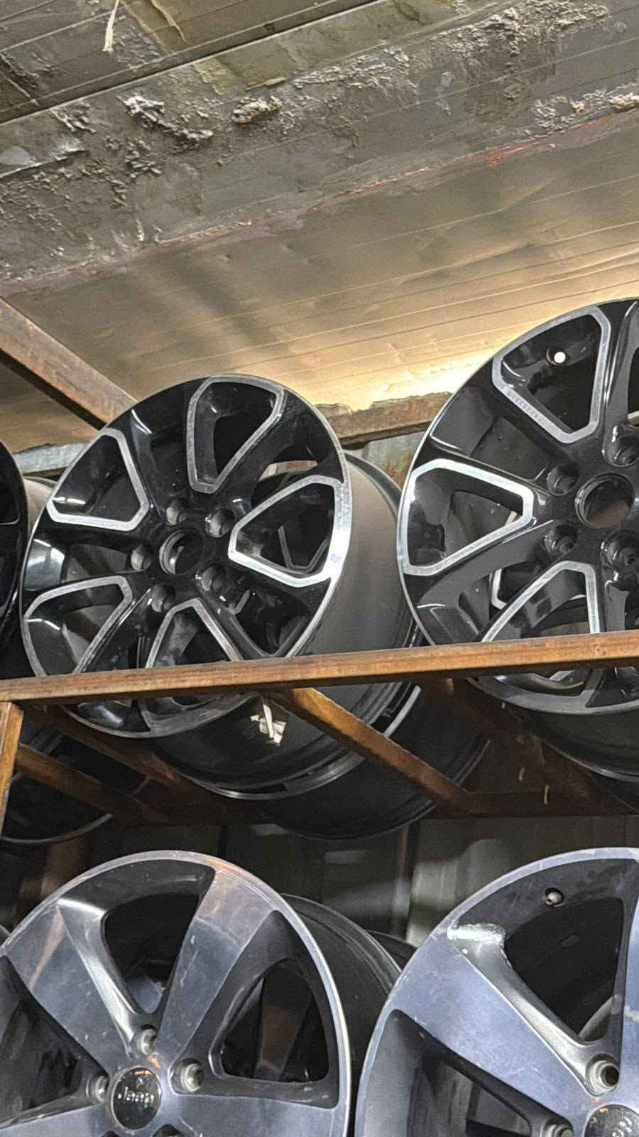 السلام وعليكم خدمات الموسوي شباب خصم 🔥٤٠ ب ٪؜ عل اي ويل وتاير تريد وجنه خدام 🔥ويل كبات لبيع او مروس تريد بيع نبيعلك مروس نروسك فقط أمريكي جارجر جالنجر جيب دورنكو موستنك مكاني بغداد تقاطع الكياره الاستفسار ***********
