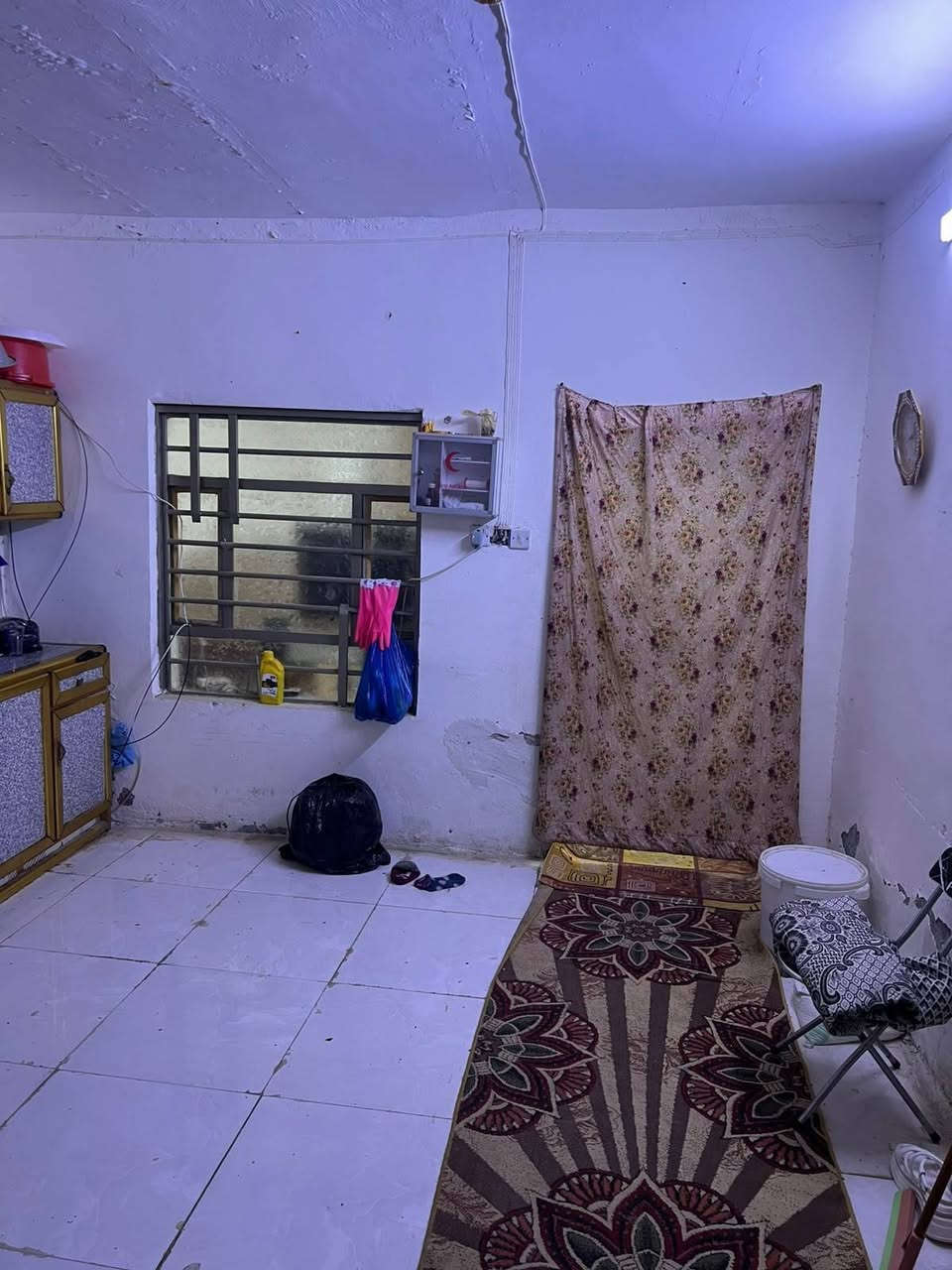 السلام عليكم
معروض لدينا بيت للبيع الناصرية حي الشهداء 

بيت للبيع حي الشهداء ع ساحه المساحه 180 متر 

بناء قديم عكاده. ثلث غرف نوم وصاله واستقبال ومطبخ وصحيات.  

السعر ١٧٠.  وبي مجال 

للاستفسار الاتصال ع الرقم. ***********

او مراجعة المكتب. المدار الذهبي للعقار
