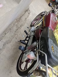 لا تفاصيل • صور • ماركة مجهولة