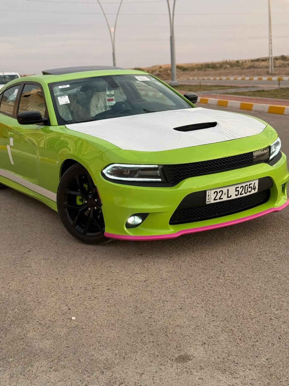 سلام عليكم 
جارجر 2019 GT لون مميز تفاحي 🍏 
خليجي وكالة هارلم فول مواصفات 
ماشيه 57  
السيارة كفالة عامة من الحادث والضرر  
فقط الدعاميات صبغ للجماليه    
رقم أربيل بسمي المحرك 6 (3600)
سياره جديده بمعنى الكلمه 
المواصفات فول 
شاشه كبيرة مع نظام ملاحة GPS 
سستم صوت الپاين مع سماعات پريميوم 
فتحة سقف (سلايد) 
مقاعد جلد رياضية لونين 
 مقعد السائق كهربائي 
 حساسات مع مانع تصادم خلفي . 
 تشغيل عن بعد 
 ستيرن كهربائي 
 محدد سرعة 
 تلفون بلوتوث 
 كاميرا خلفية 
 مرايا متحسسة للاضاءة العالية 
 كير شفتر بالستيرن 
 دخول ذكي بصمه 
السعر (278) مجال بصيط  
الأستفسار الاتصال 
(***********) متوفر واتساب
