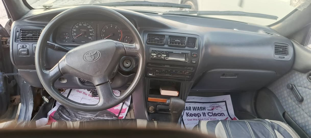 السلام عليكم كورولا موديل 93 سنويه جديده هزه جديده كلها جاهزه تبريد عاطل باسمنا مكانها نجف ما محوره بلاديه مكينه جديده غرفه حلوه كهربائيات كلها شغاله رقمها نجف 
تواصل : *********** النجف, العراق
