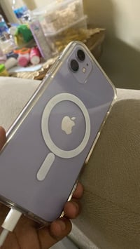 ايفون ١١ • ١٢٦ جيجا • بطاريه ٧٣٪