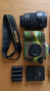 كاميرا نيكون D810 • فيس مغلق