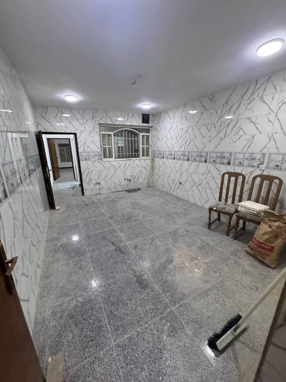 السيدية مربع ٤٠٠ • ١٠٠م • ٣ غرف