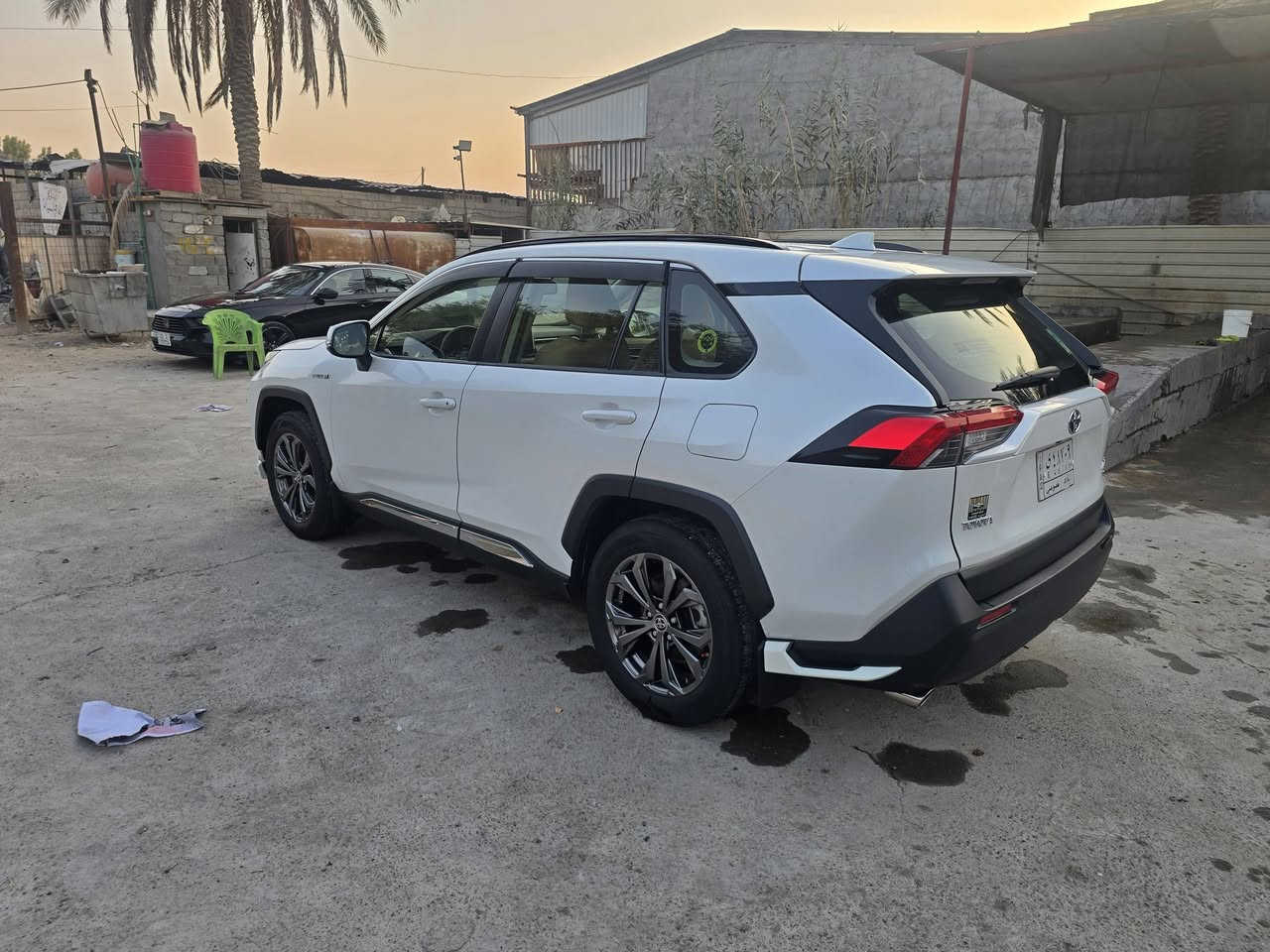 RAV4 2023 للبيع
من رخصه الادمن
رافور ٢٣ هايبرد SAS للبيع
على وضع الشركه ومكفوله من البارد والصبغ والطخه
كلشي بيه على وضع الشركه واي برغي ممبدل بيه خارج الشركه حت الدهن كله بالشركه
المواصفات
هايبرد
محرك ٢٥٠٠
لايتات وكشافات زينون
فتحه
نيكل 
وباقي المواصفات معروفه للساسSAS كامل المواصفات
السعر 25000$
وبي مجال  
للتواصل الاصال على الشريحه
***********
