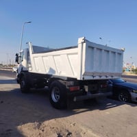 شاحنة • بدون تفاصيل
