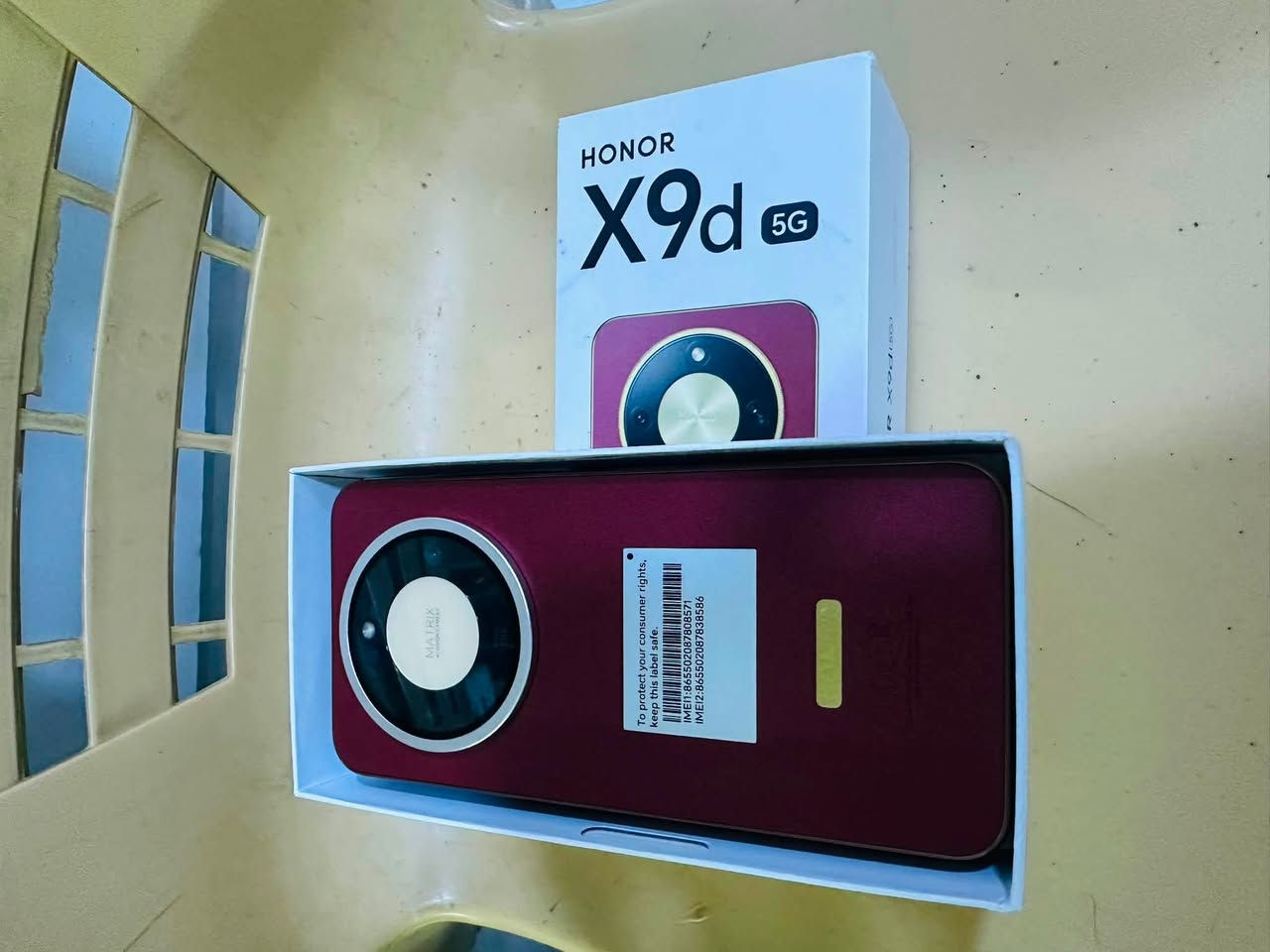 هونر اكس ٩دي  فايف جي ذاكره ٢٥٦عشؤية ١٢جهاز مستخدم قليل السعر ٤٢٥وبي مجال واتسابي***********

