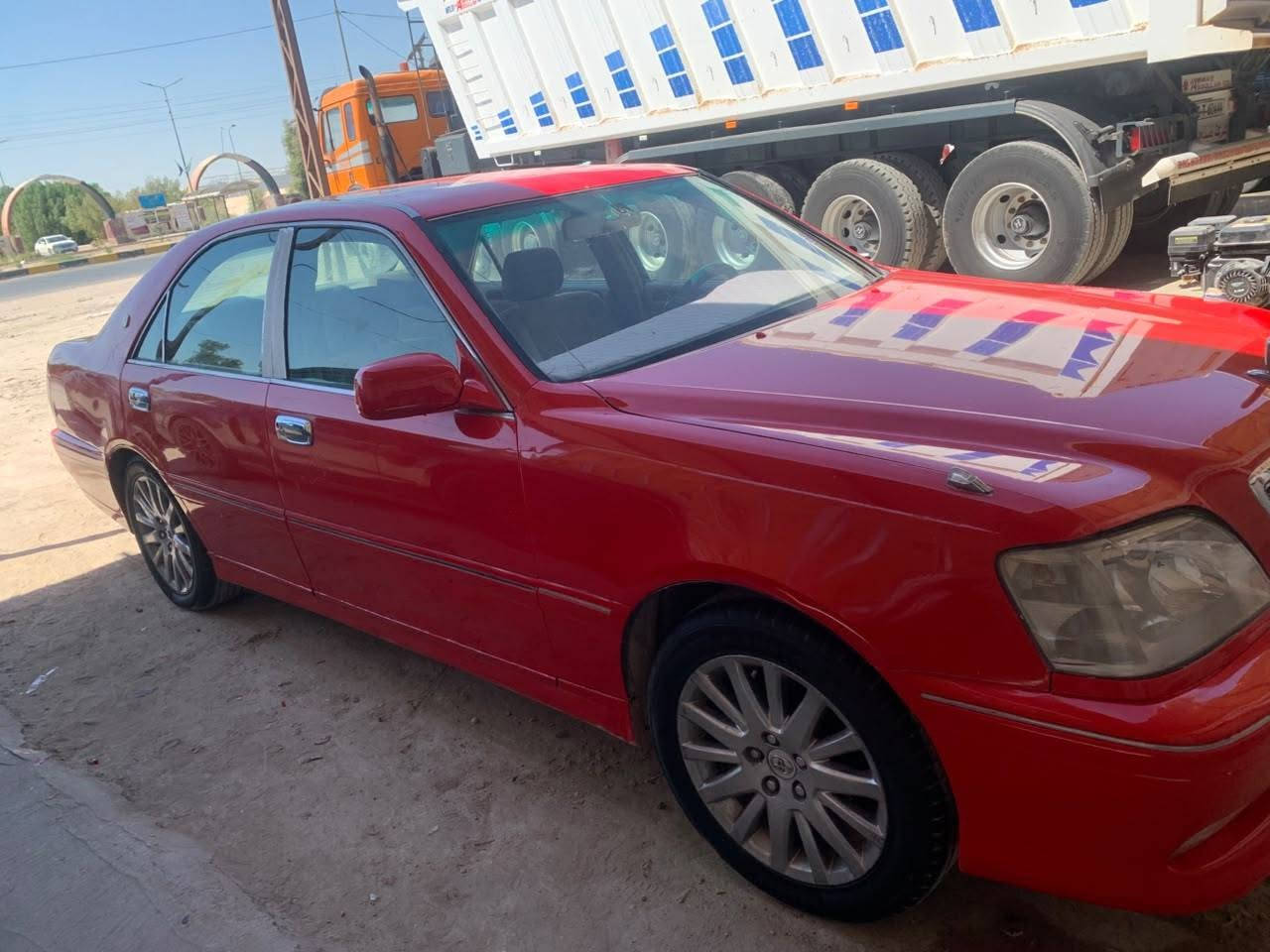 سلام عليكم ملكة معلاية رقم بغداد 2005 سيارة كص قمارة محرك ديفور صغير وكالة فقط السعر 43$رقم الهاتف ***********
