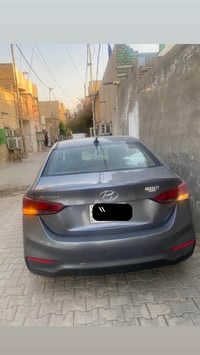 اكسنت ١٩ امريكي ١٦٠٠ ماشيه ٩٢ بيها أماكن صبغ قليل الجاملغ الخلفي والأم...