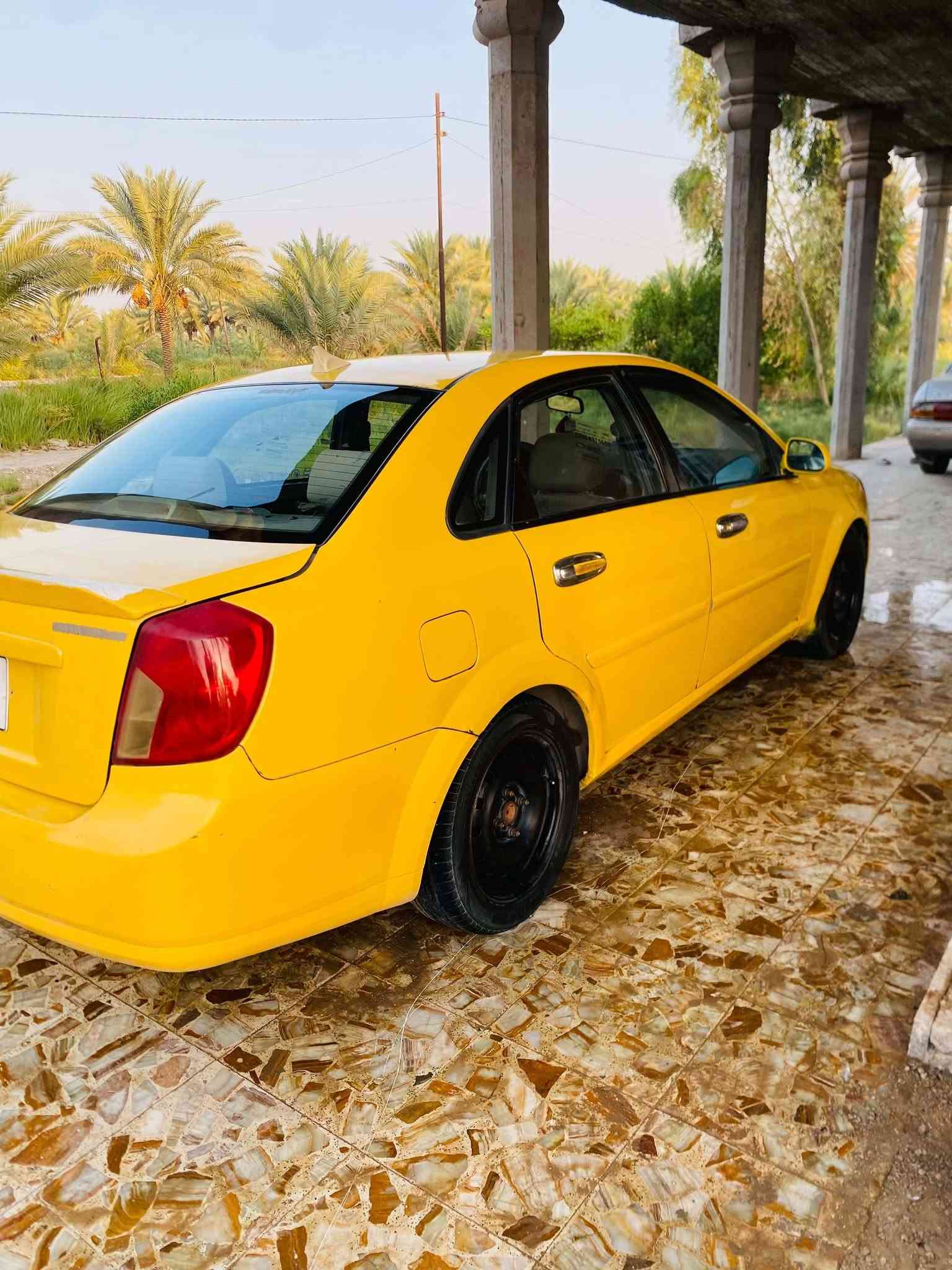 سلام عليكم اوبتره موديل 2006السياره مكفوله بس الباب وره السايق بس معمره السياره حلوه وكامله من كلشي من كهربايات وكلشي تعال وشوف بعينك السياره حلوه الله شاهد مكانك السياره حله محاويل البعلوان الرقم ***********  السعد 48وبيه مجال
